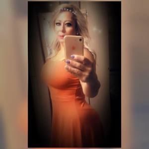 Meet your Posher, Sandra